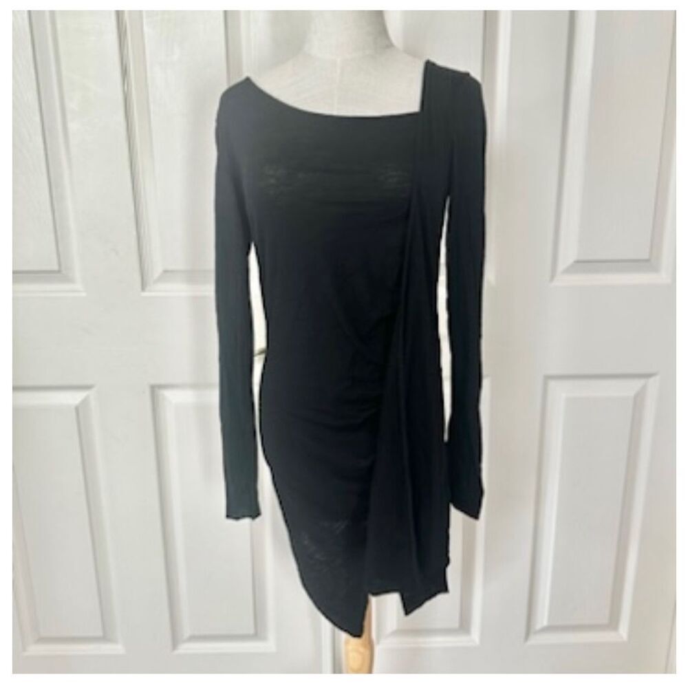 Initial black fitted dress